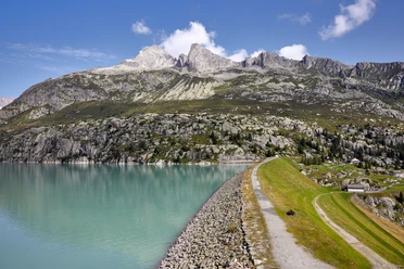 Staudamm Göscheneralp