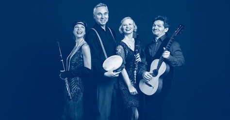 Salon Rossini Four smiling musicians playing the flute, tambourine, clarinet, and guitar against a blue background