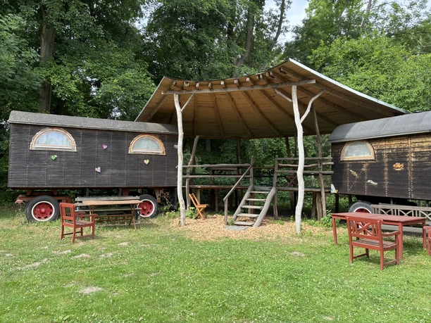 Zirkuswagen Naturerlebnishof Uferloos
