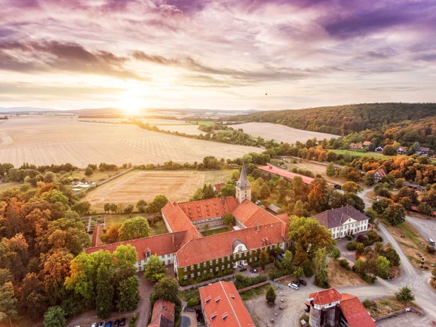 Klosterhotel Wöltingerode Luftbild.jpg