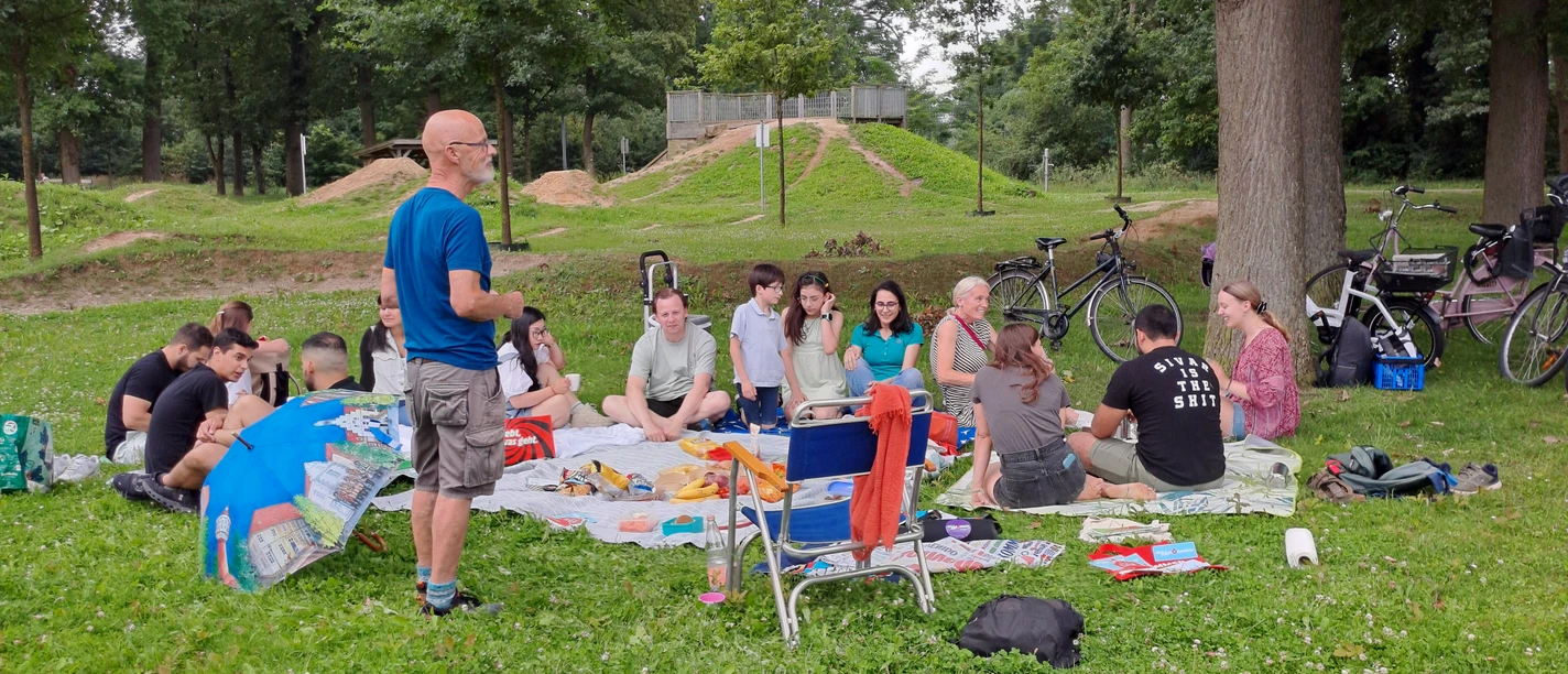 Sommer Picknick im Emsauenpark.jpg