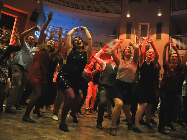 Lindy Hop macht Spaß! Foto: Vladimir Bessonov