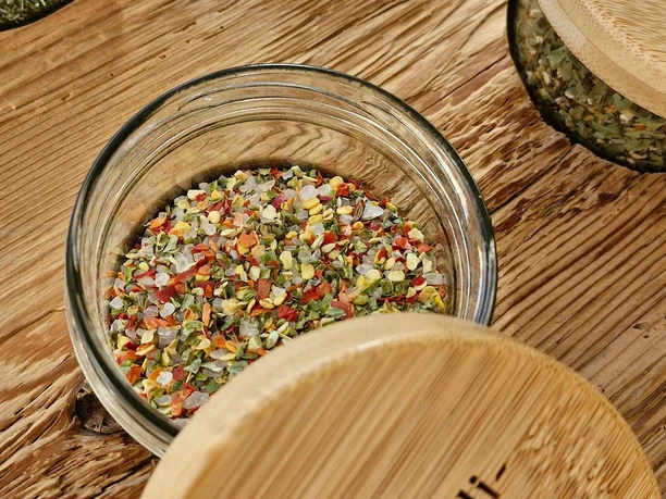swiss-alpine-herbs-alpenchili-gewuerz.jpg