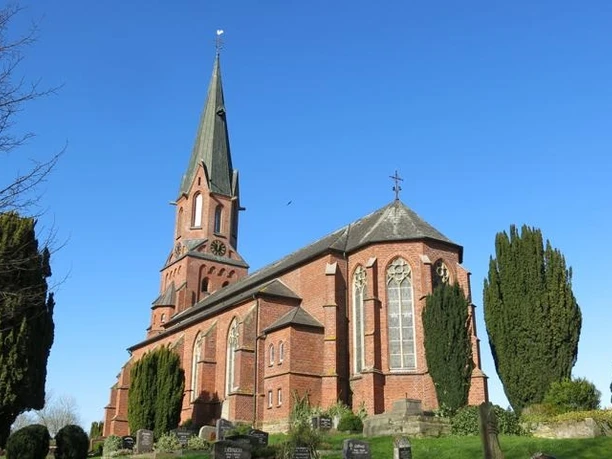 Kirche Burhave 3.jpg