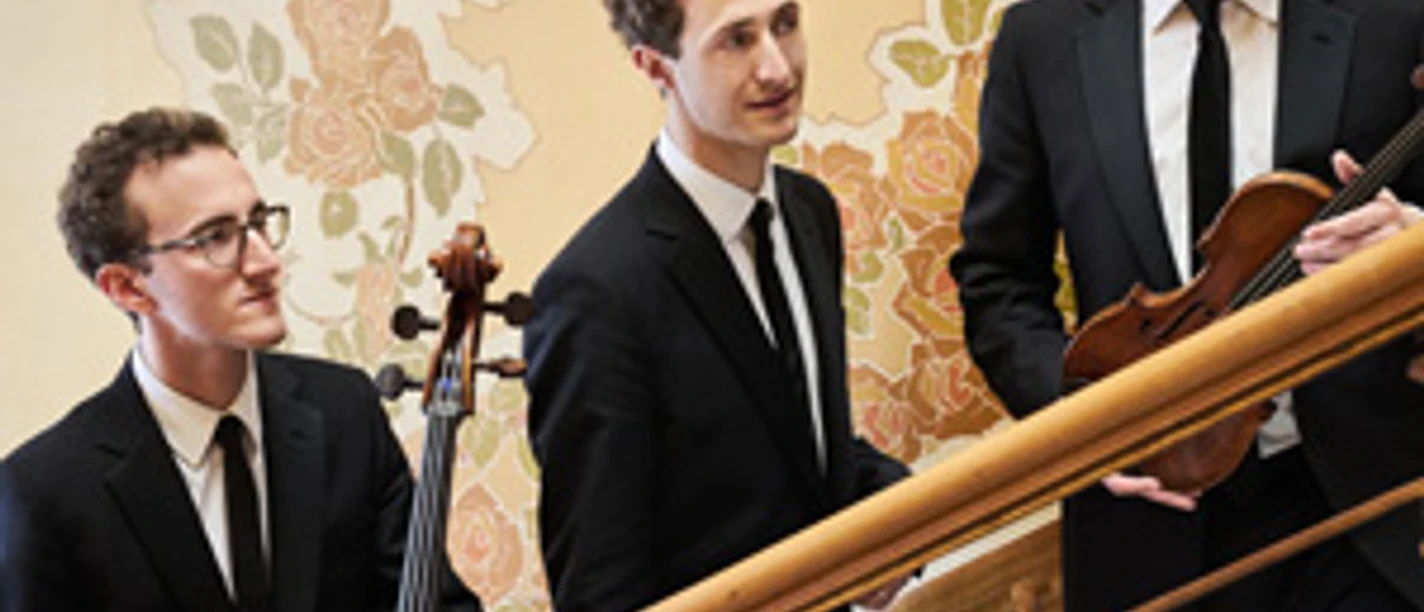 Busch Trio Beethoven III.jpg
