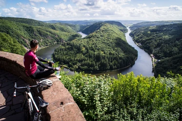 Radpause an der Saarschleife