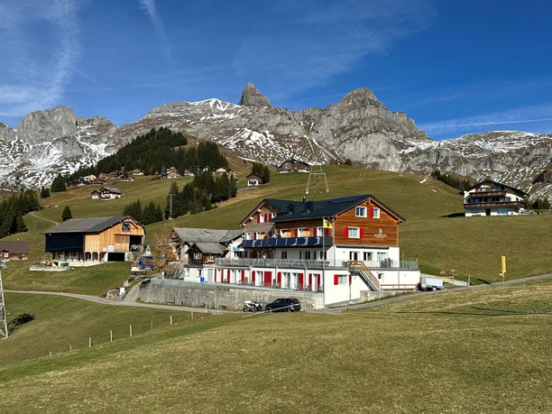 Biel Herbst 2025 mit Beschriftung mit Fahne