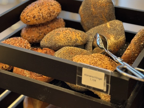 Brötchen zum Frühstück in der Kantine der Kreisverwaltung Mettmann