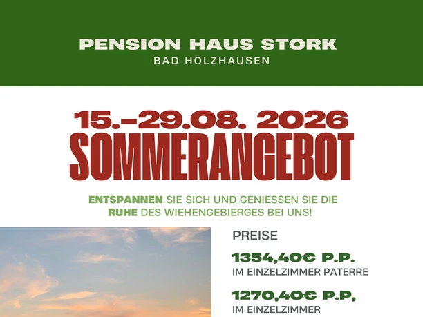 Sommerangebot August 2026 Pension Stork Sommerangebot Pension Haus Stork 15.-29.08.2026, Person in einer Wiese bei Sonnenuntergang.