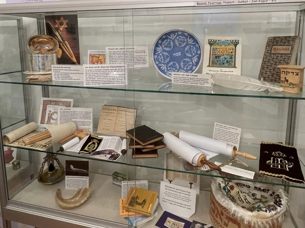 Judaica Vitrine
