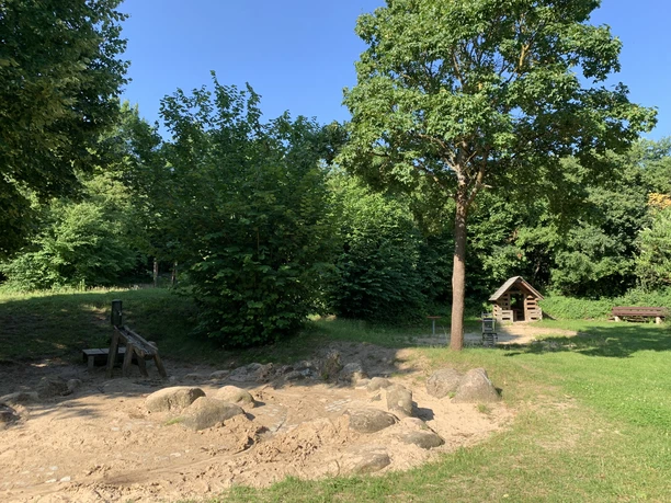Spielplatz Naruto-Straße Spielplatz Naruto-Straße