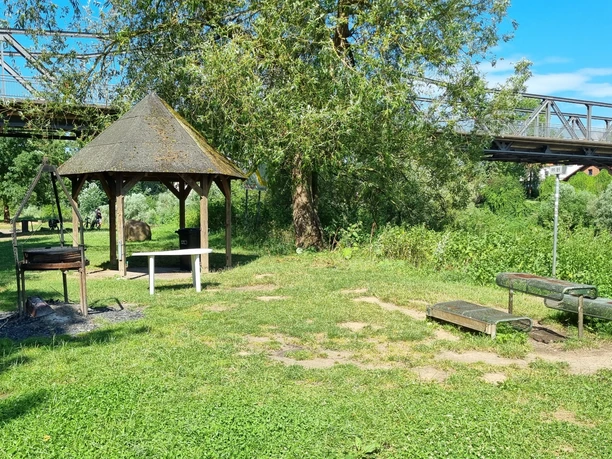 Kanuanleger Porta Westfalica-Eisbergen Rastplatz
