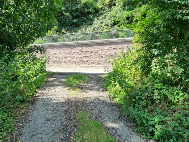 Kanuanleger Emmerthal-Ohrberg Zufahrt Kanuanleger Emmerthal-Ohrberg Zufahrt