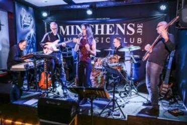 Pia_Schiering_Orchester.jpg