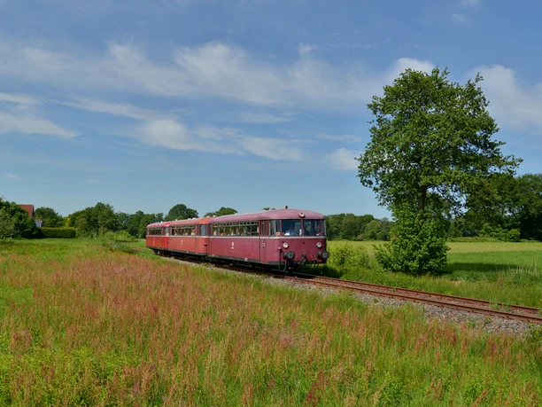 Museumseisenbahn MABS auf freier Strecke_Fotograf R. Timmermann