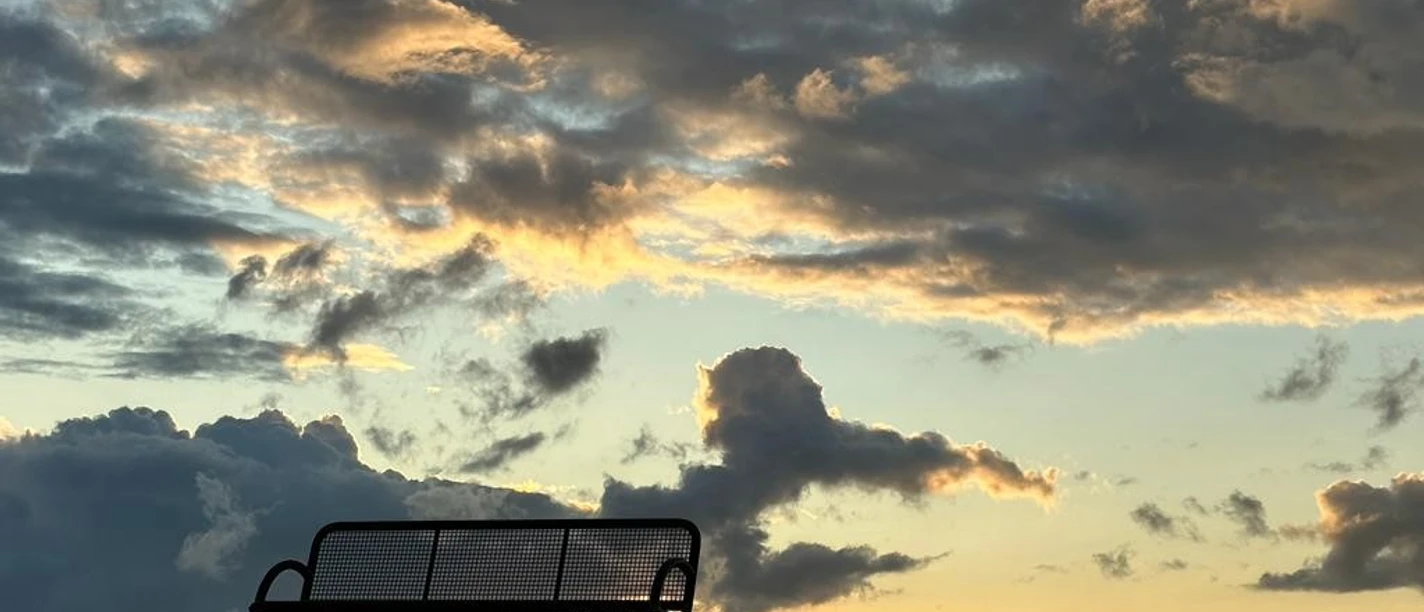 WNK_23_Bank_Deich_Sonnenuntergang_Langheim
