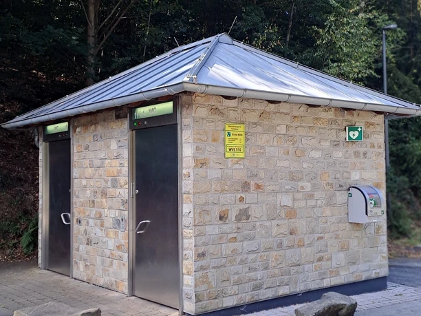 öffentliche Toilette