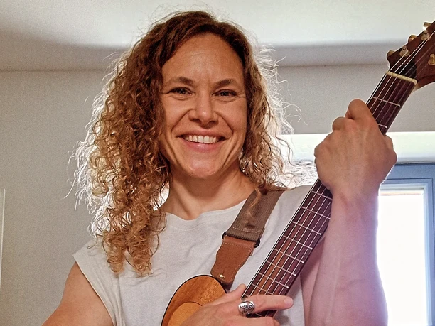 Frieda Sternstaub Gitarre