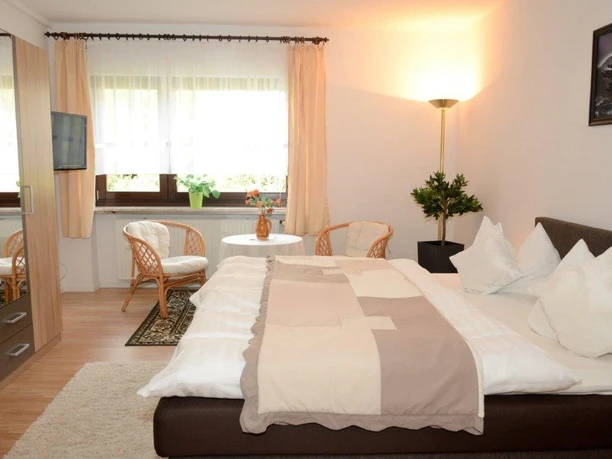 Landhotel und Restaurant Haus Steffens: Doppelbettzimmer.