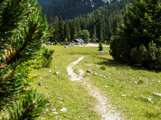 Krinner-Kofler Hütte und Vereiner Alm