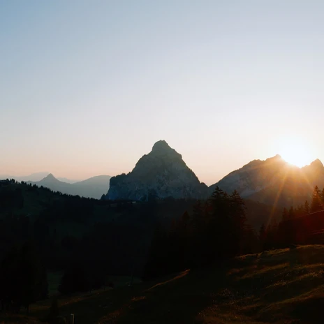 Mythen Sonnenuntergang.jpg