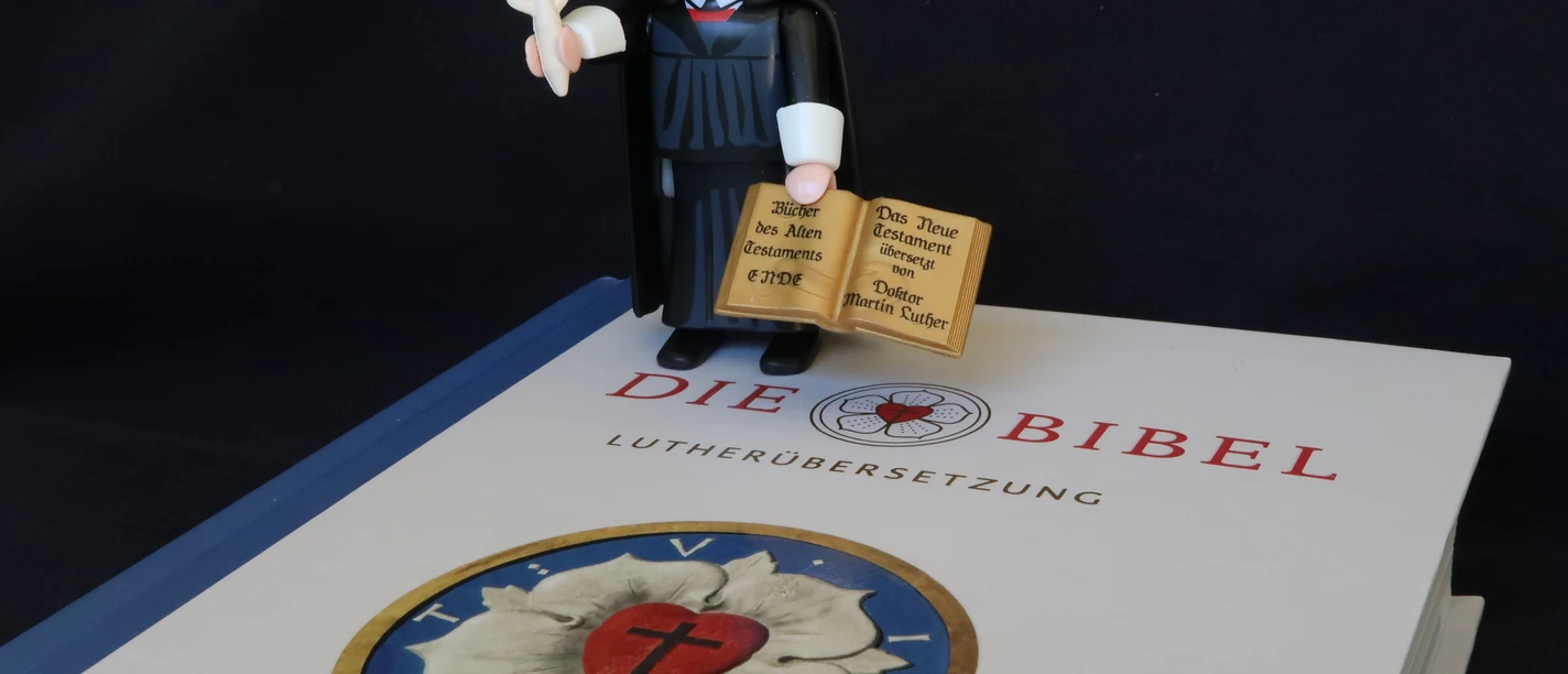 zteven-martin-luther-2392547.jpg