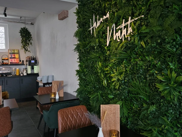 Das Frühstückscafé, Frankenberg (Eder) Sie sehen die Sitzgelegenheiten im Frühstückscafe.