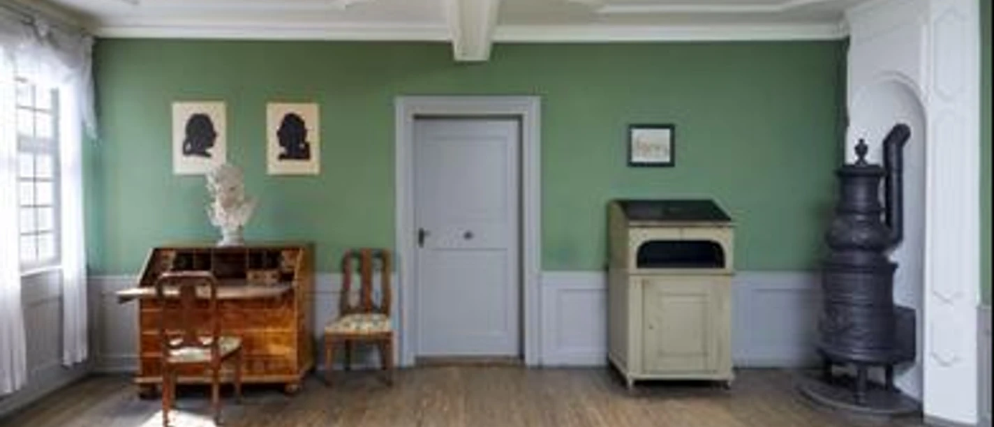 GH-Dichterzimmer-c-FDH-A.P.Englert-392x0.jpg