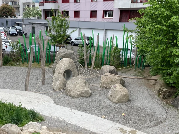 Spielplatz_Kyburgpark_Sursee_Kletternetz.png