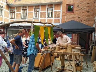Schlossfest_Wipp-Drechsler - Kopie.jpg