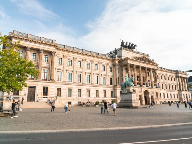 Schloss_Carisma.jpg