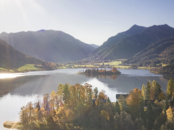 Blick auf den Schliersee Herbst