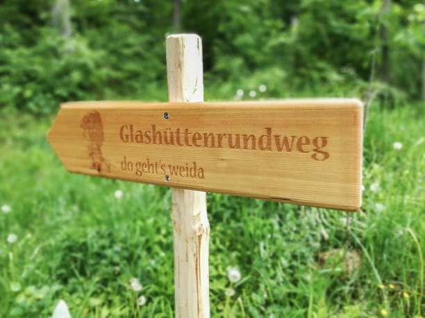 Themenweg - Glashüttenrundweg in Grafenaschau - Der Themenweg ist gut ausgeschildert