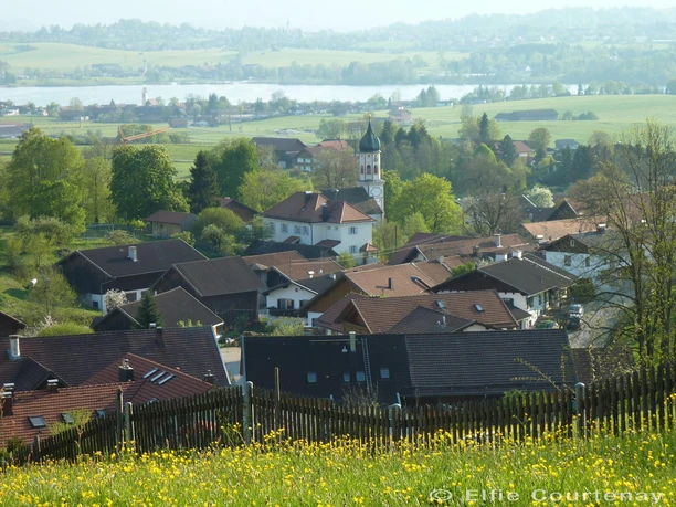 Fernwanderweg - Meditationsweg, 3. Etappe - Blick auf Aidling und Riegsee