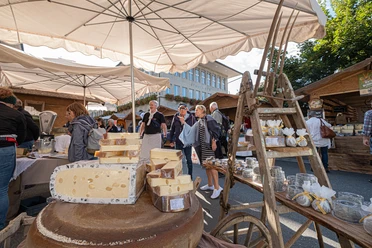 Kaesemarkt24 001