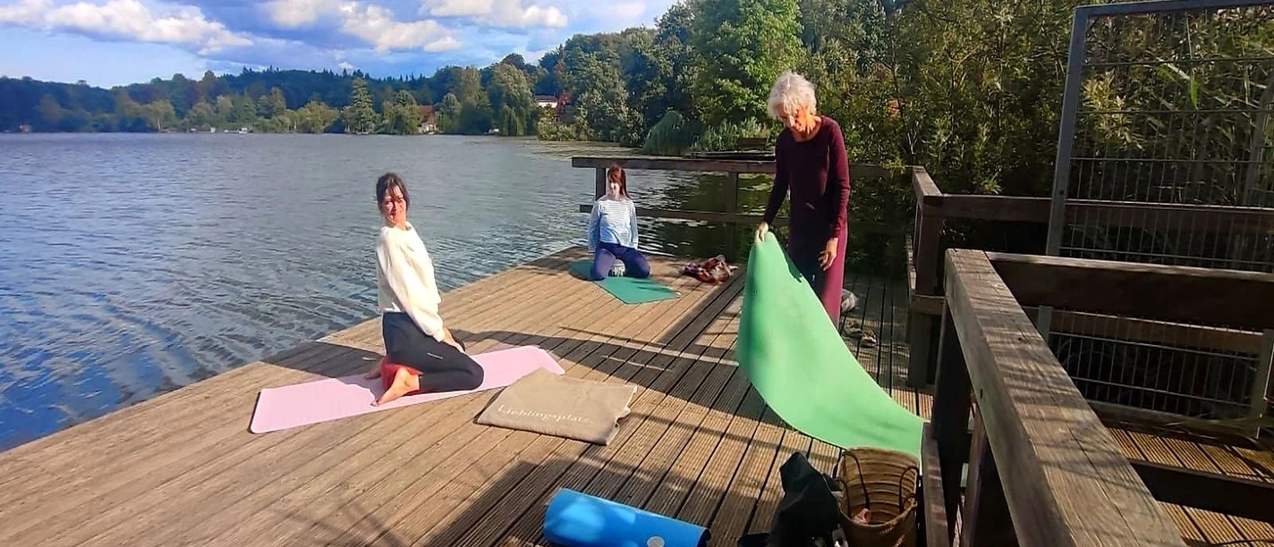 Yoga_scharf_4K.jpg