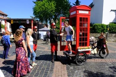 muf-foolpool-Mobil-Telefon-birgit-bode-392x0.jpg