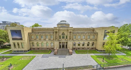 Städel Museum - Exterior View Historic museum building with dome and forecourt