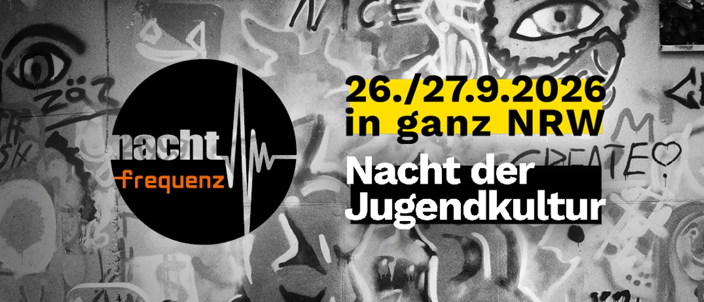 Schwarz-weißes Graffiti-Plakat zur Nacht der Jugendkultur am 26./27.9.2026 in NRW