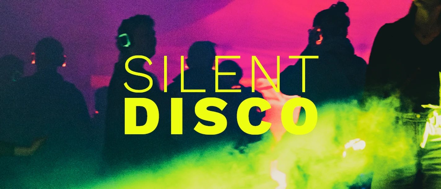 Neonfarbene Silent-Disco-Grafik mit tanzenden Silhouetten, Kopfhörern und Nebel
