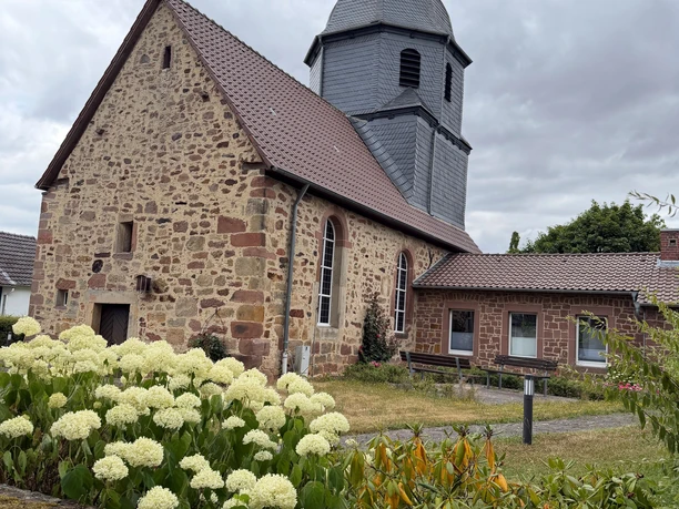 Ev. Kirche Borken-Trockenerfurth