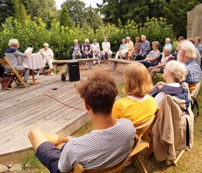 Lesung auf dem Friedhof in Lauenburg/Elbe