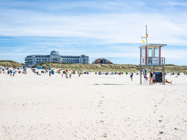 rettungsschwimmer juist rettungsturm sicherheit badestrand juist (1).jpg