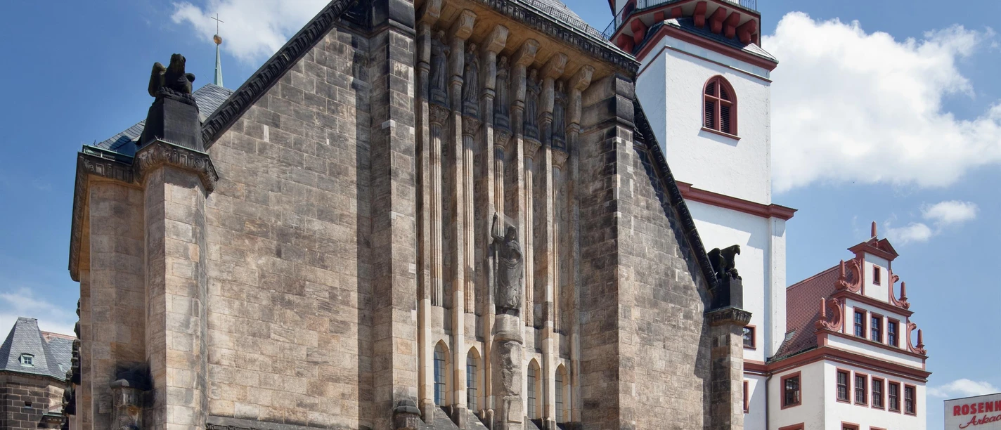 Skulptur Sicile-Tor vor Jakobikirche