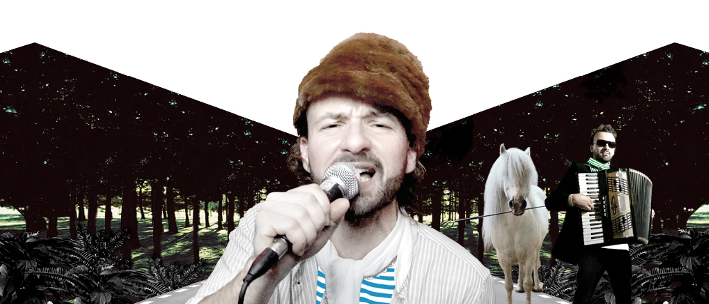 A singer with a microphone; in the background, a man with an accordion and a horse against a forest backdrop.