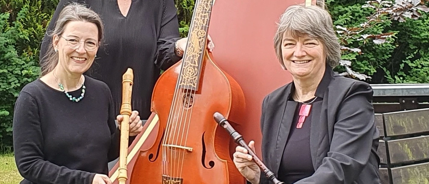 Foto Trio Susani.jpg