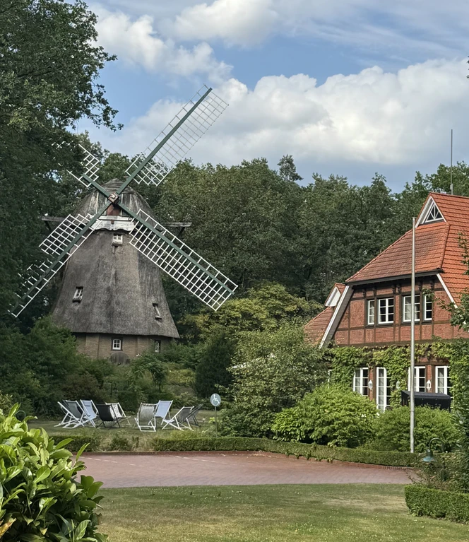 Die Tour führt auch vorbei an der Aselager Mühle_quer.jpeg