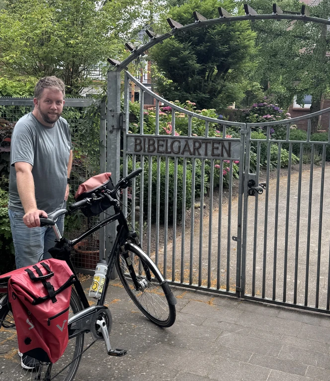 Auch der Bibelgarten passt zum entschleunigenden Charakter der Tour_quer.jpeg