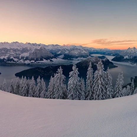 Panoramabild RIGI.jpg