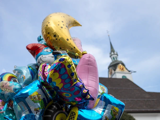 Schausteller Ballon mit Kirche